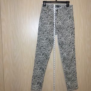 FASHION NOVA JUNIORS JEANS HIGH WAIST SIZE 7